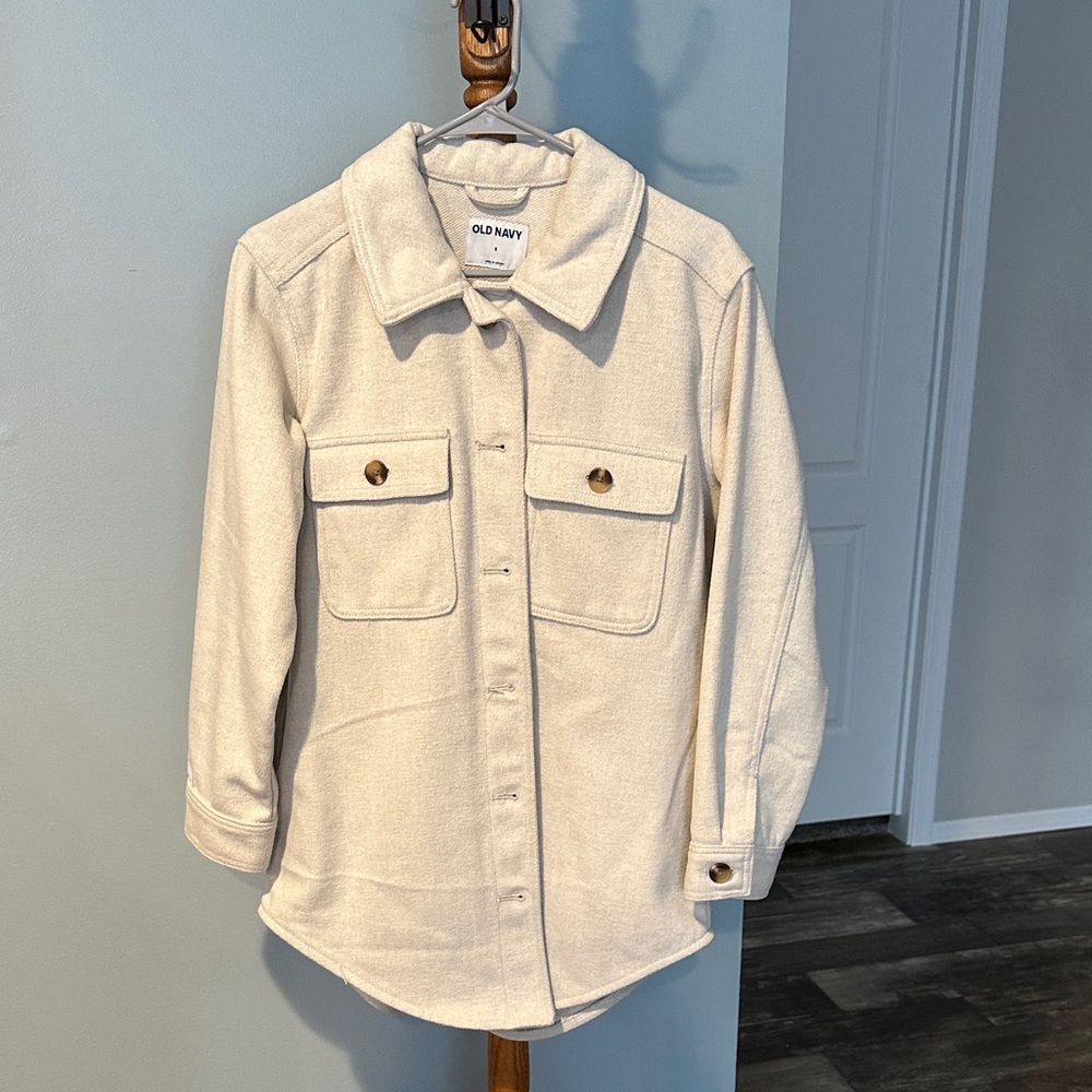 Old Navy Off-White Button-Up Shirt Jacket